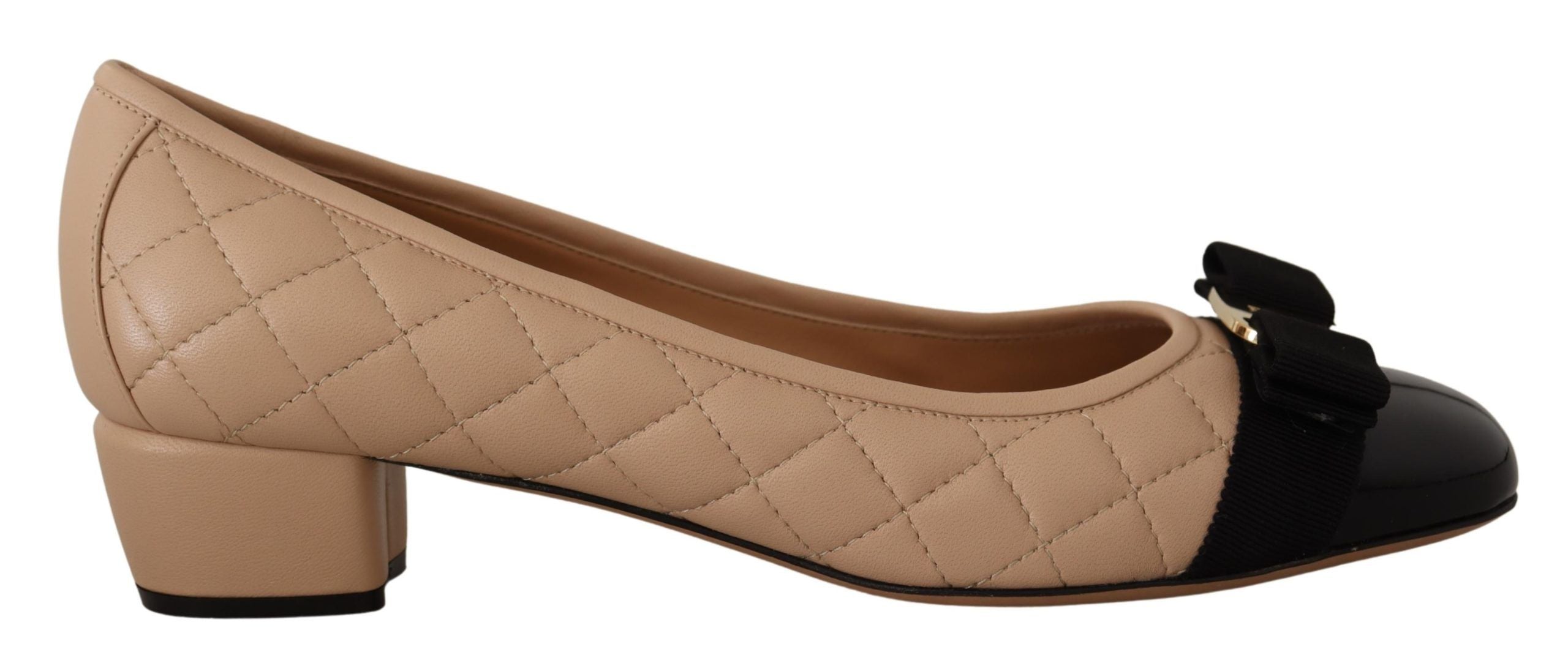 Pompes Salvatore Ferragamo Vara beige/noir
