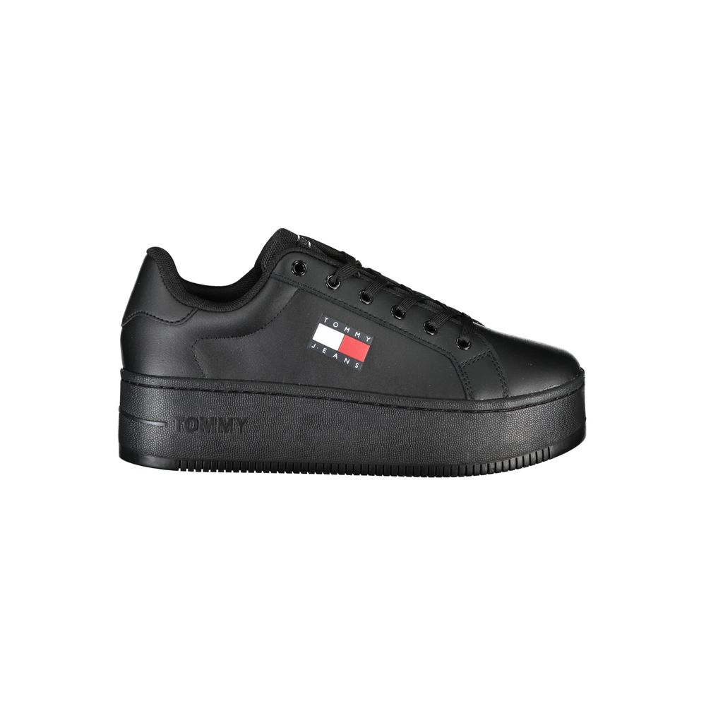 Baskets noires à lacets avec logo
