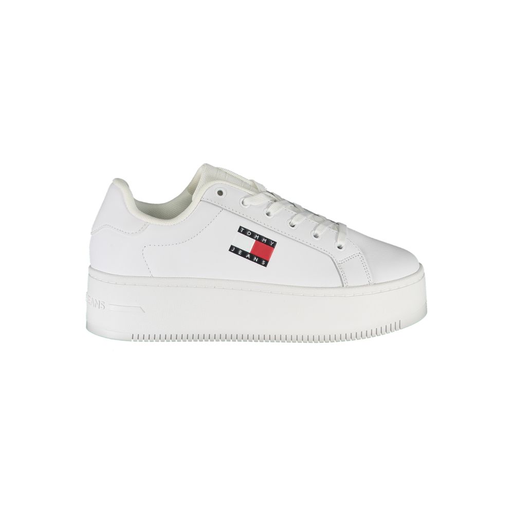 Baskets blanches avec talon 5 cm