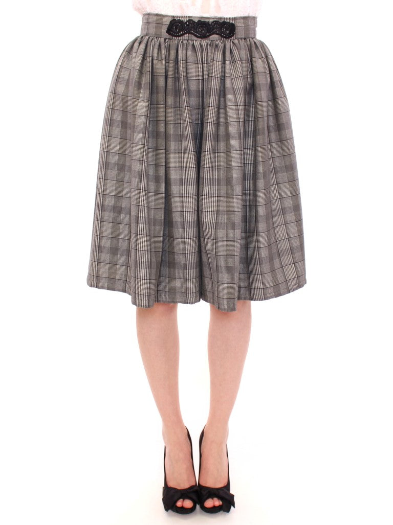 Jupe short Noemi Alemán grise à carreaux