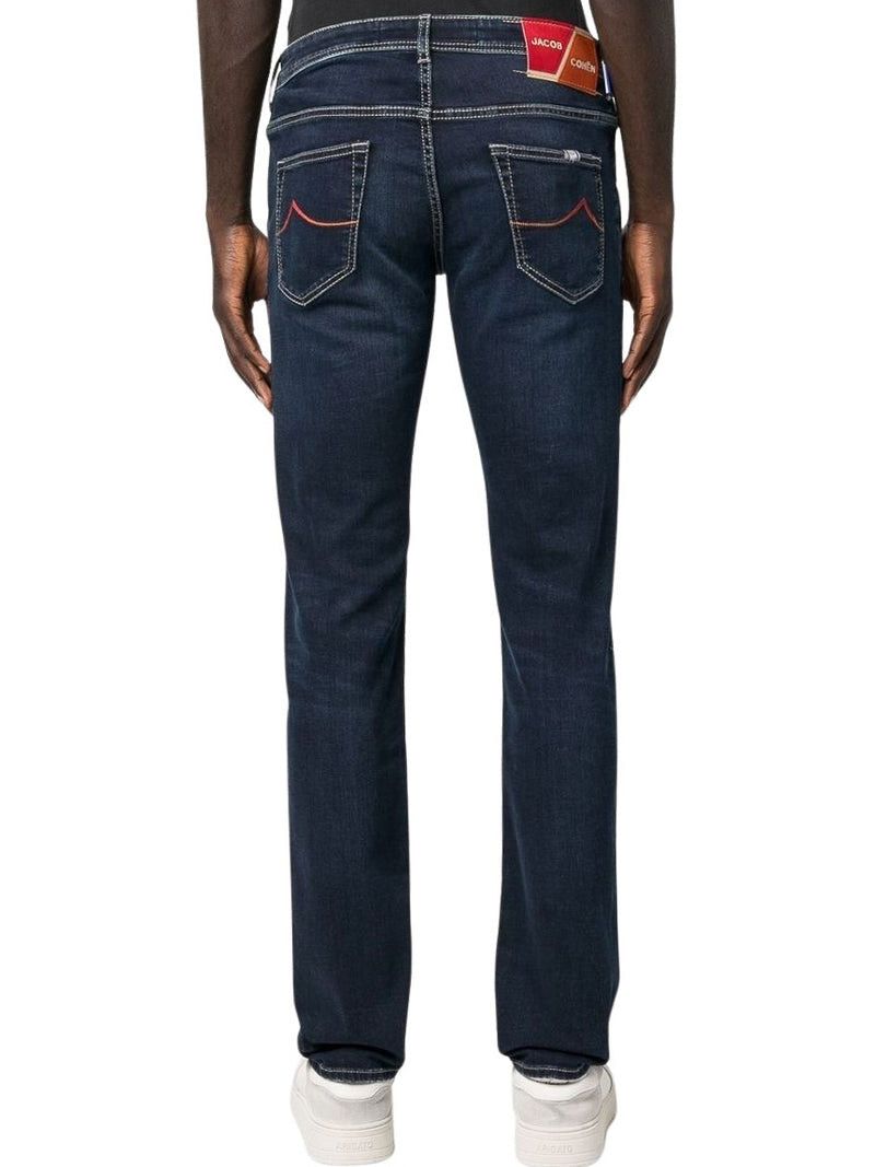 Jean élégant bleu avec accoutrement en daim