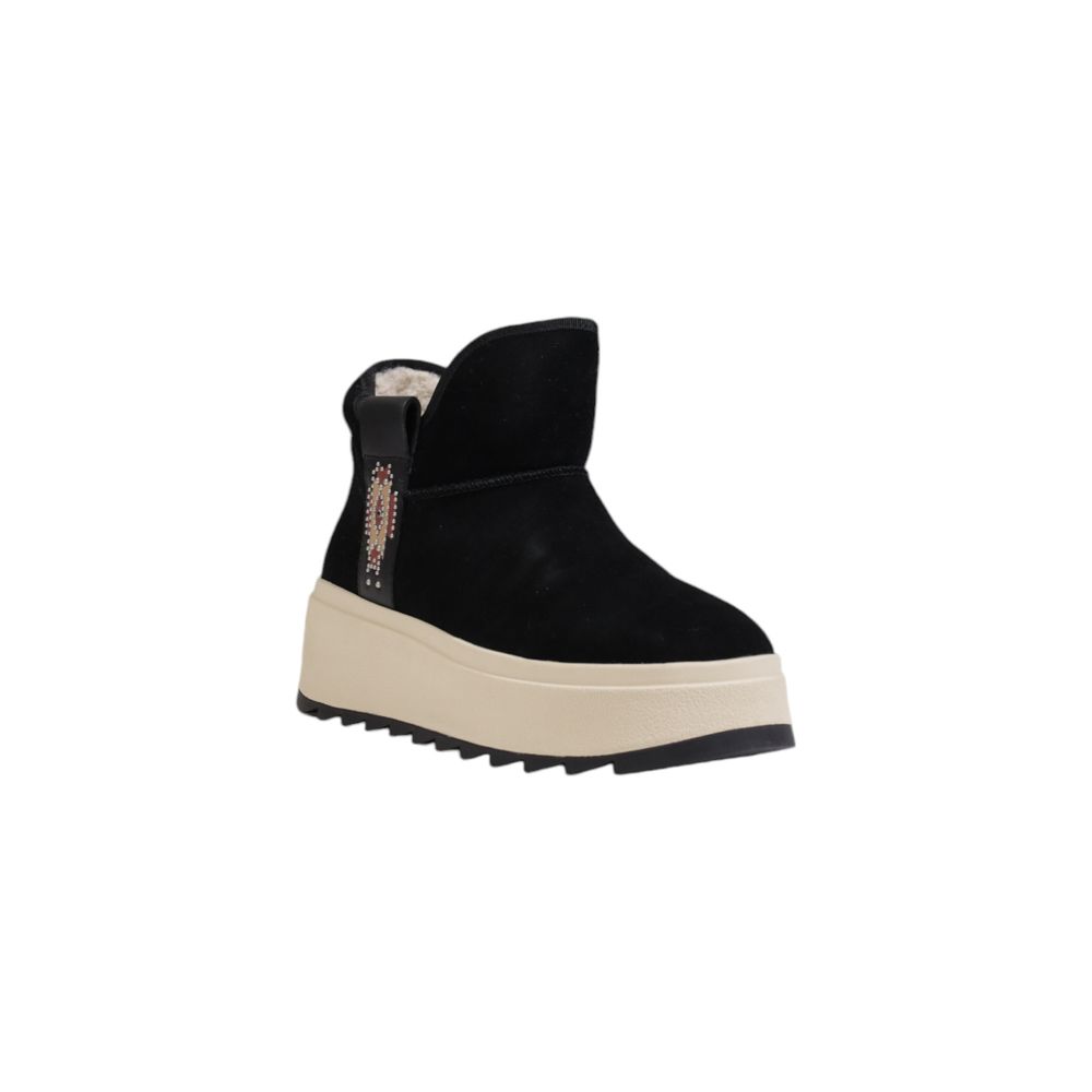 Bottines noires en cuir suédé