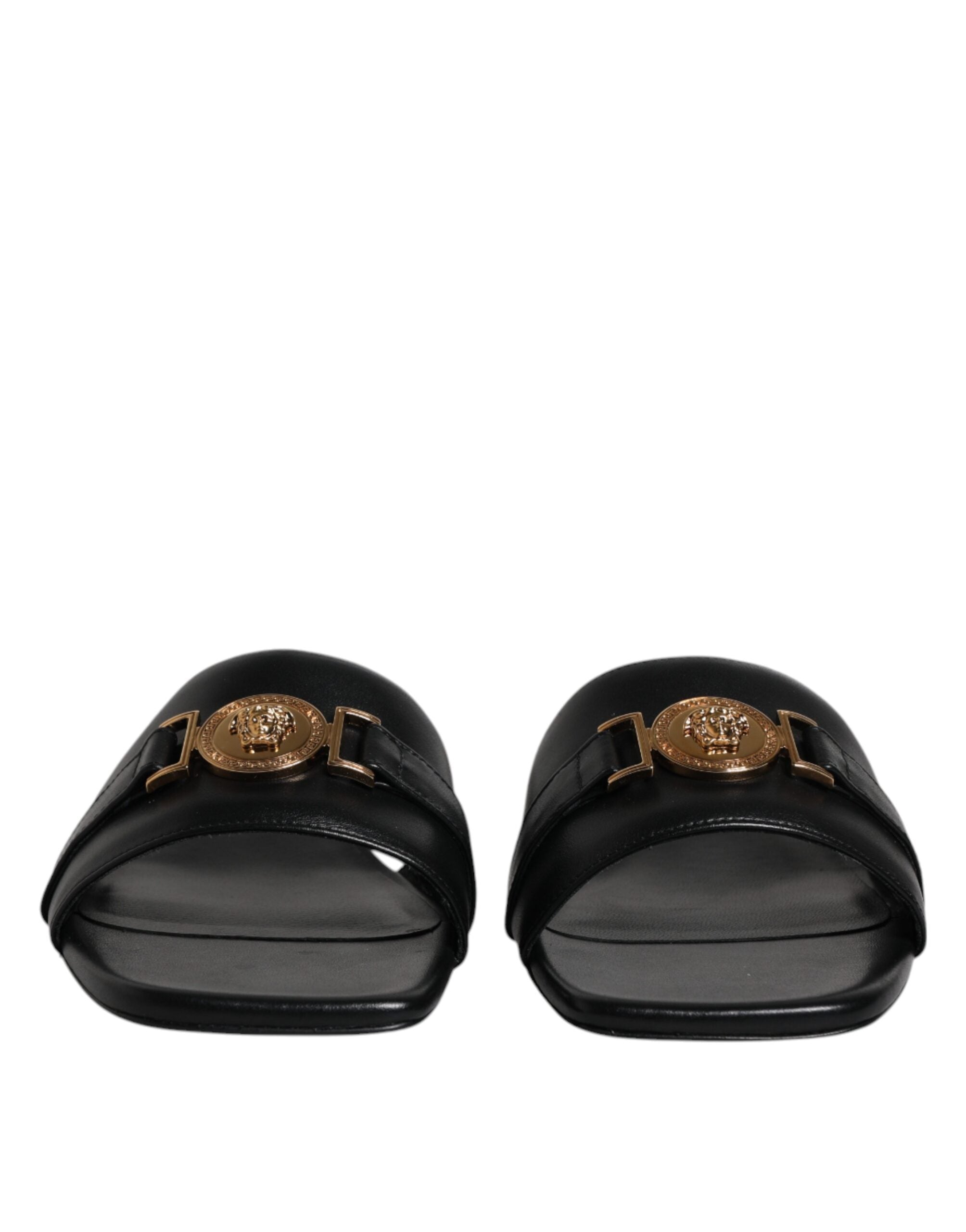 Sandales Versace avec plaque dorée noires