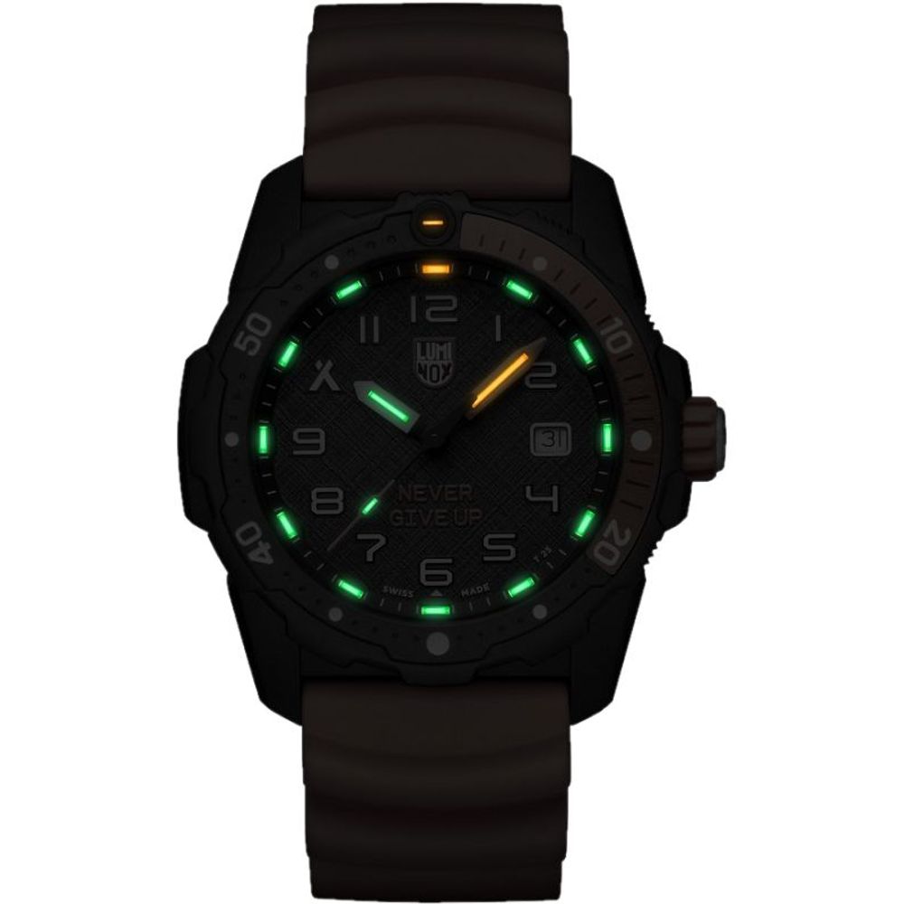 Montre Bear Grylls Orange Rubber noire