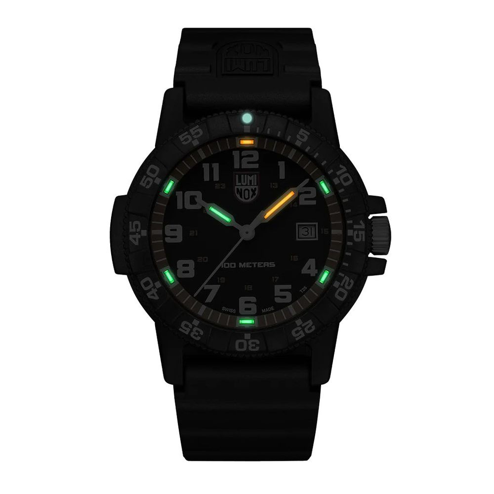 Montre Black Carbonox Date noire