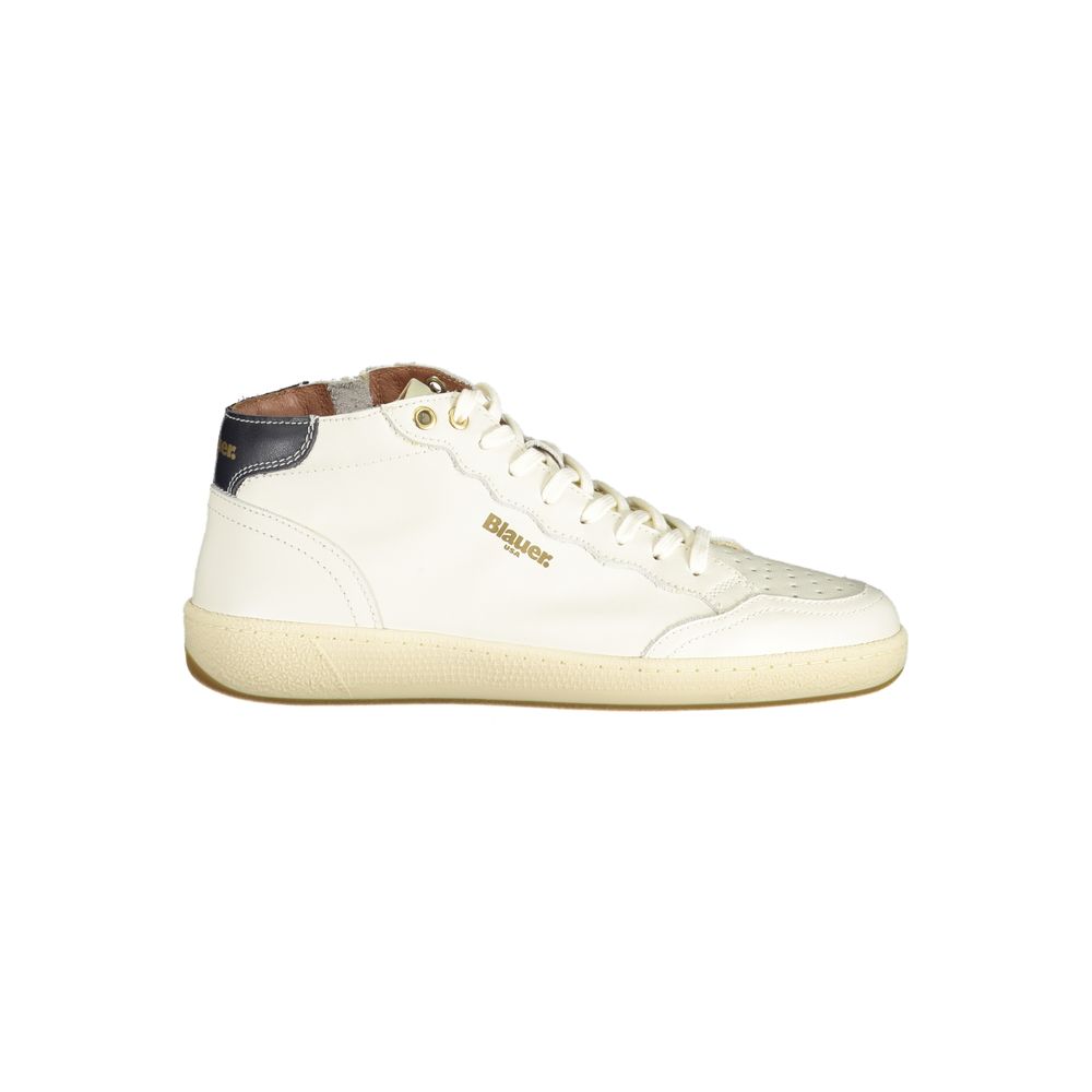 Baskets Blauer blanches