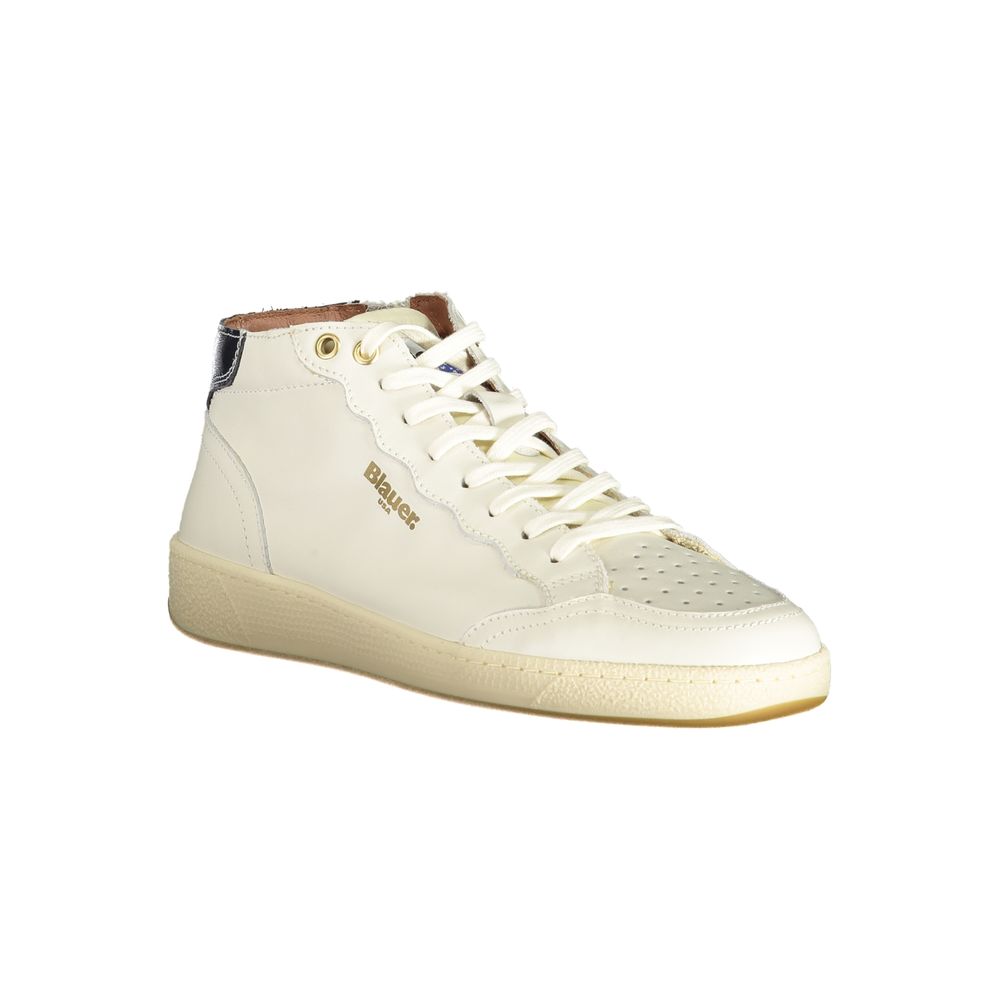 Baskets Blauer blanches