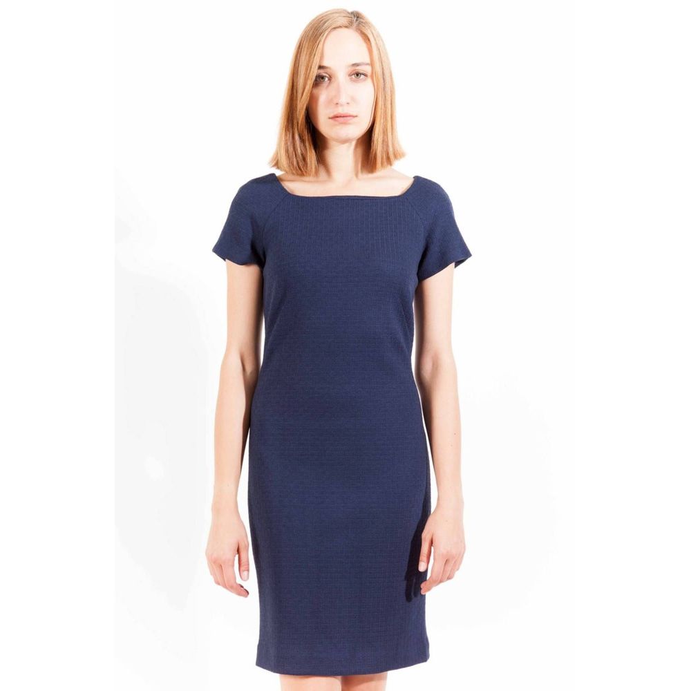 Robe bleue courte bleue
