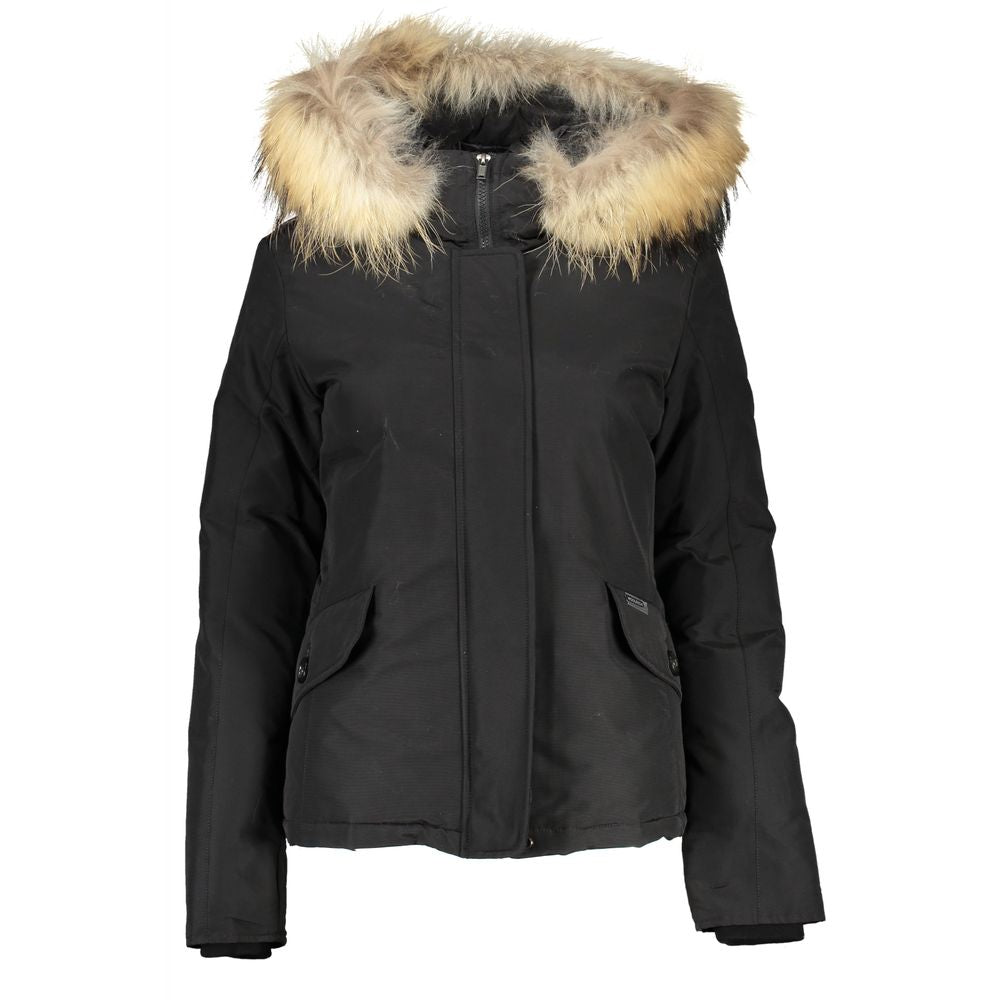 Veste avec capuche noire