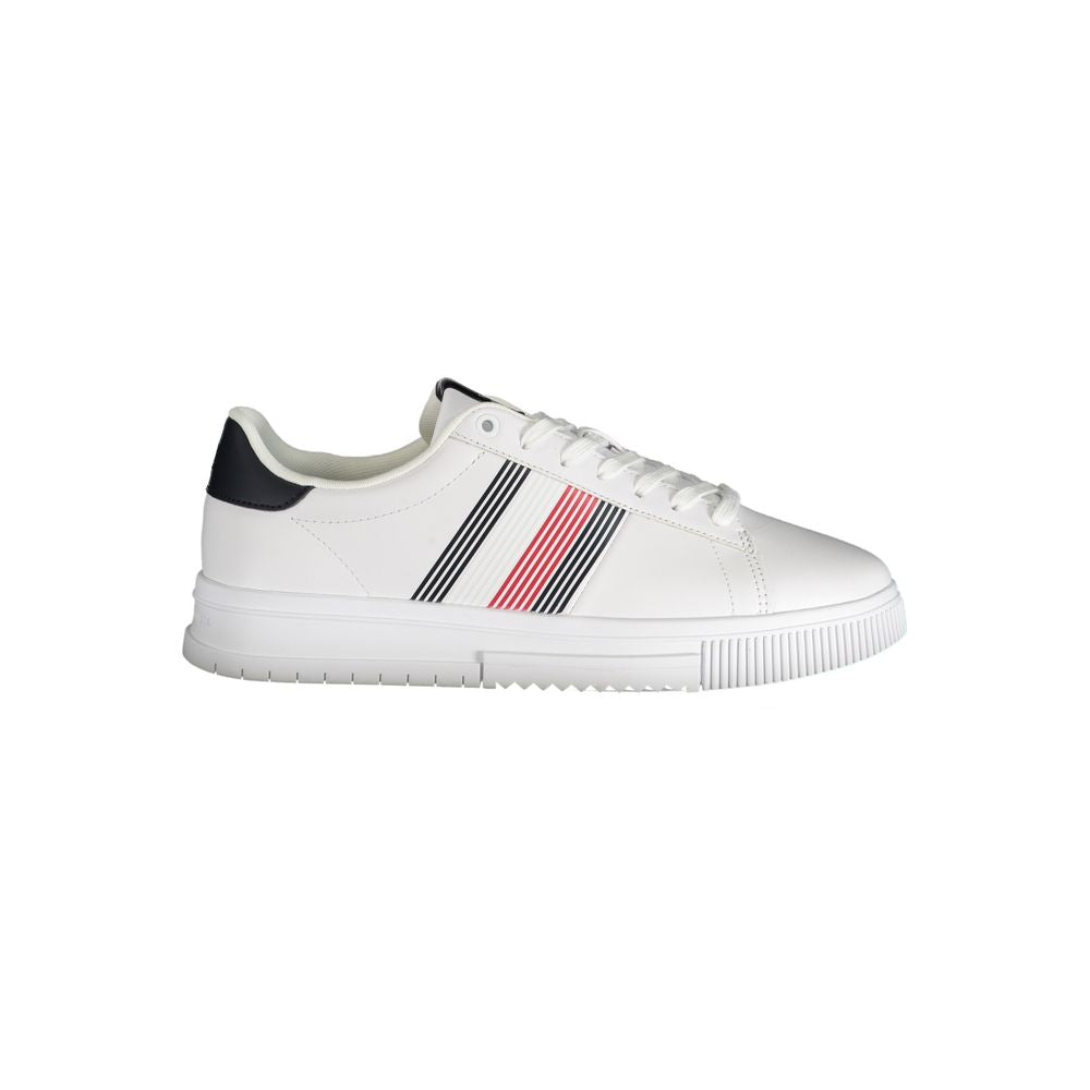 Baskets blanches avec logo