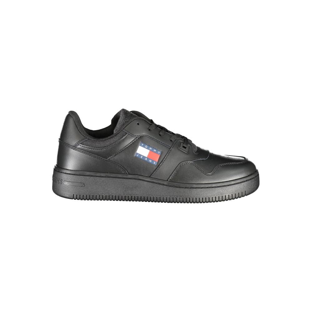 Baskets noires avec logo