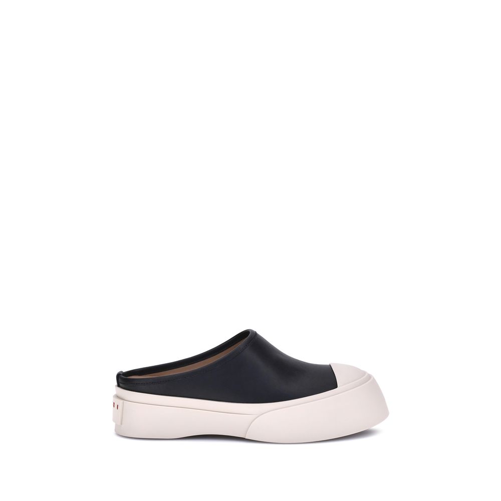 Mules Marni en cuir noires