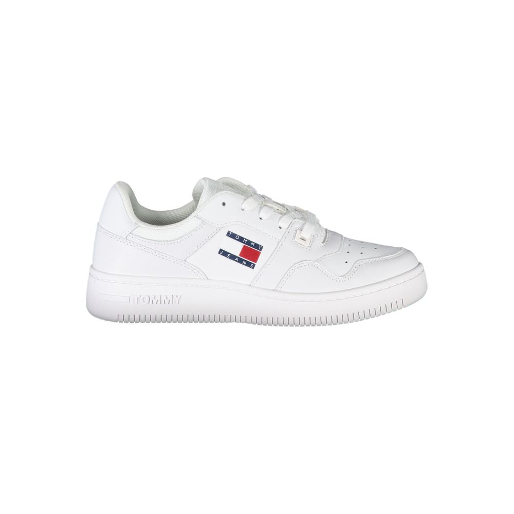 Baskets blanches avec logo