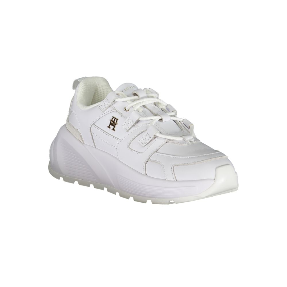Baskets blanches avec lacets