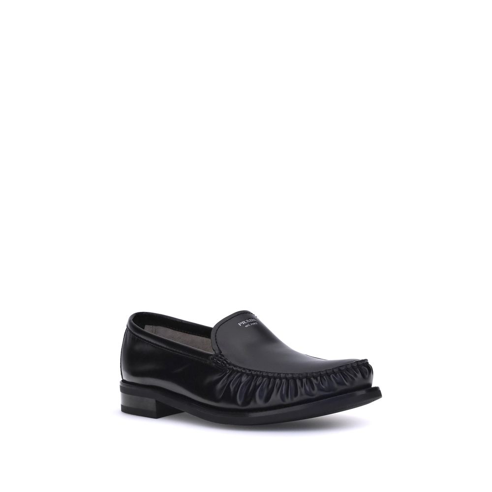 Loafers Prada en cuir brun