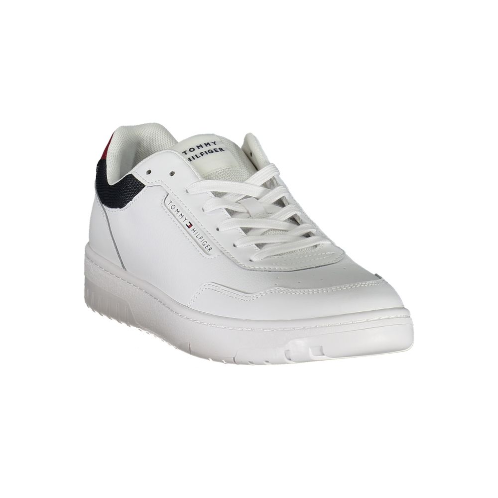 Baskets blanches avec logo