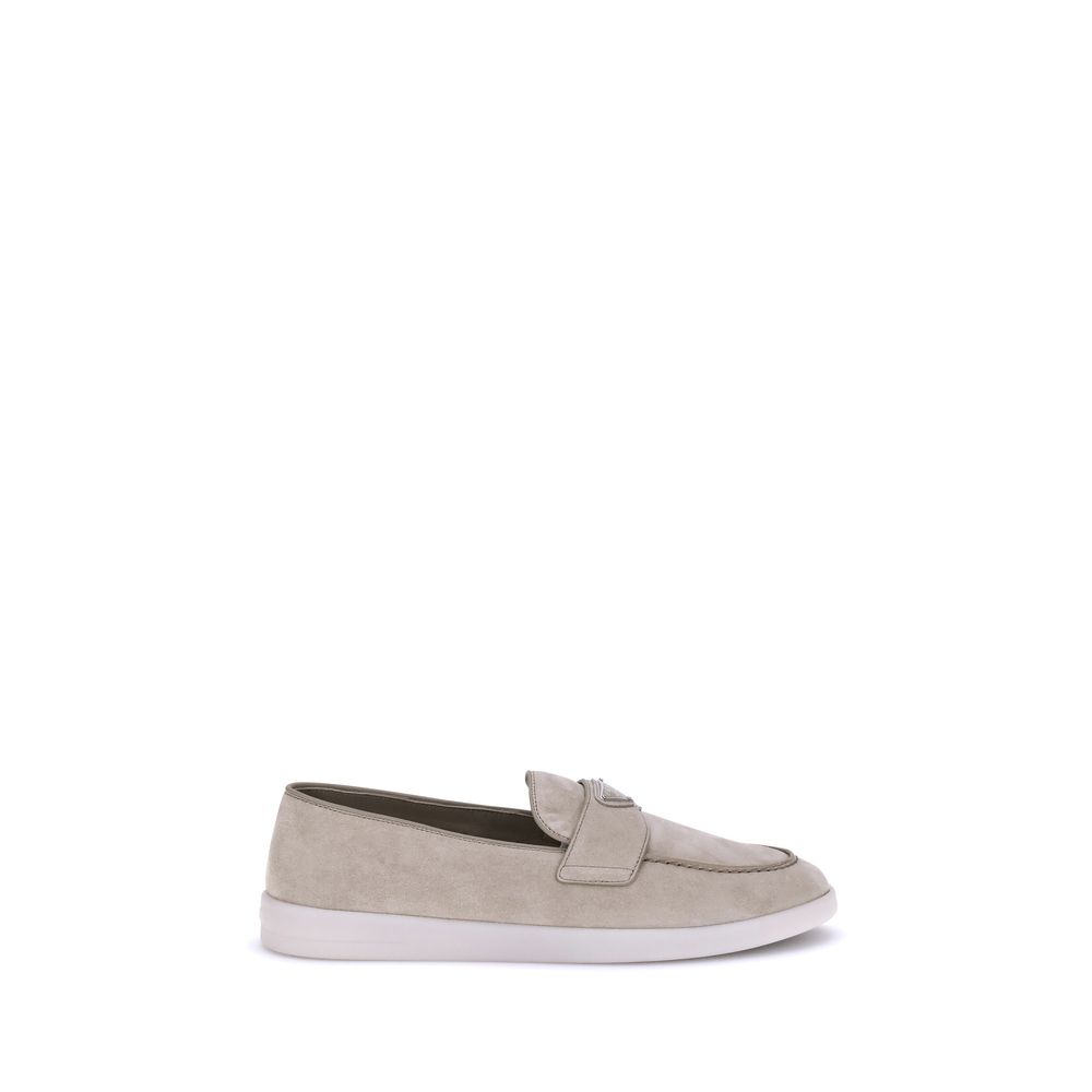 Loafers Prada en cuir suède noirs