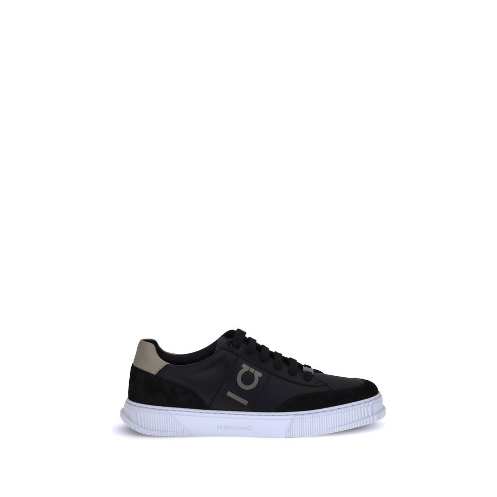 Baskets Ferragamo Gancini beiges