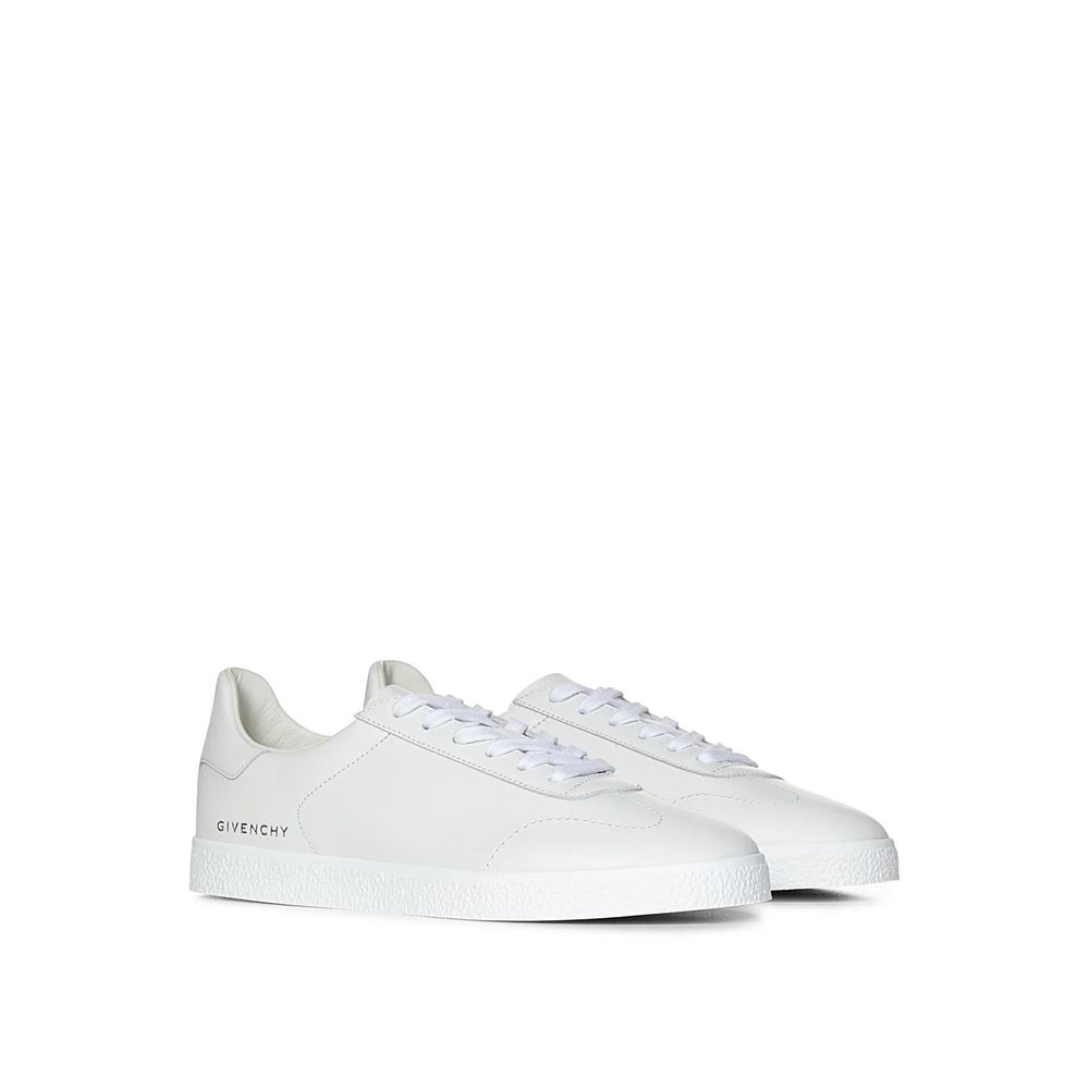 Baskets Town en cuir blanches