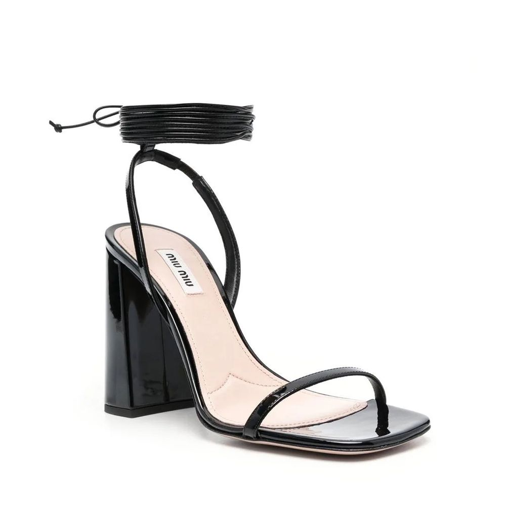 Sandales Miu Miu à lacets noires
