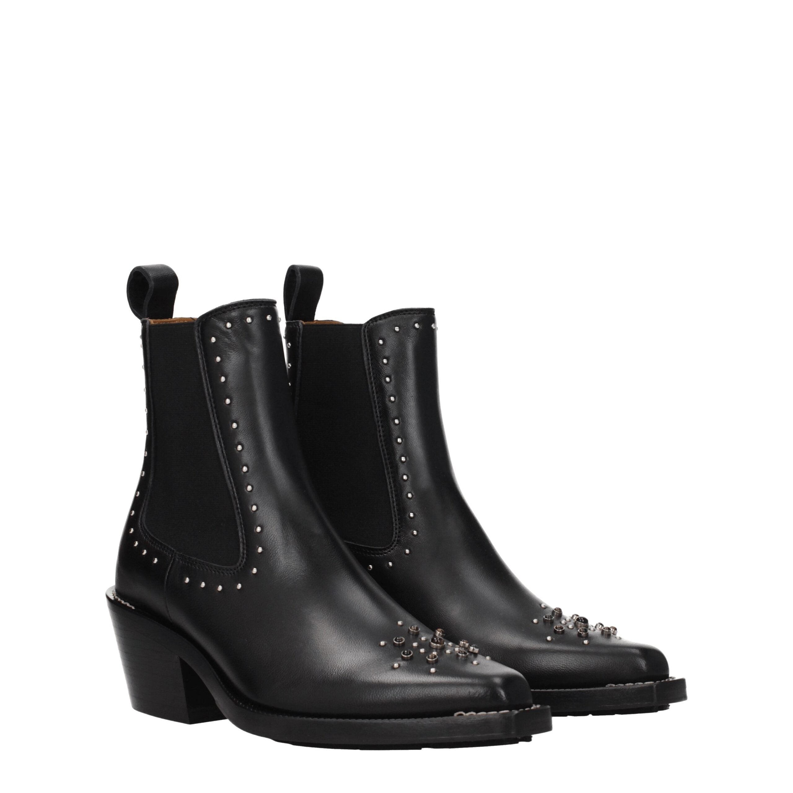 Bottines Chloé à studs noires