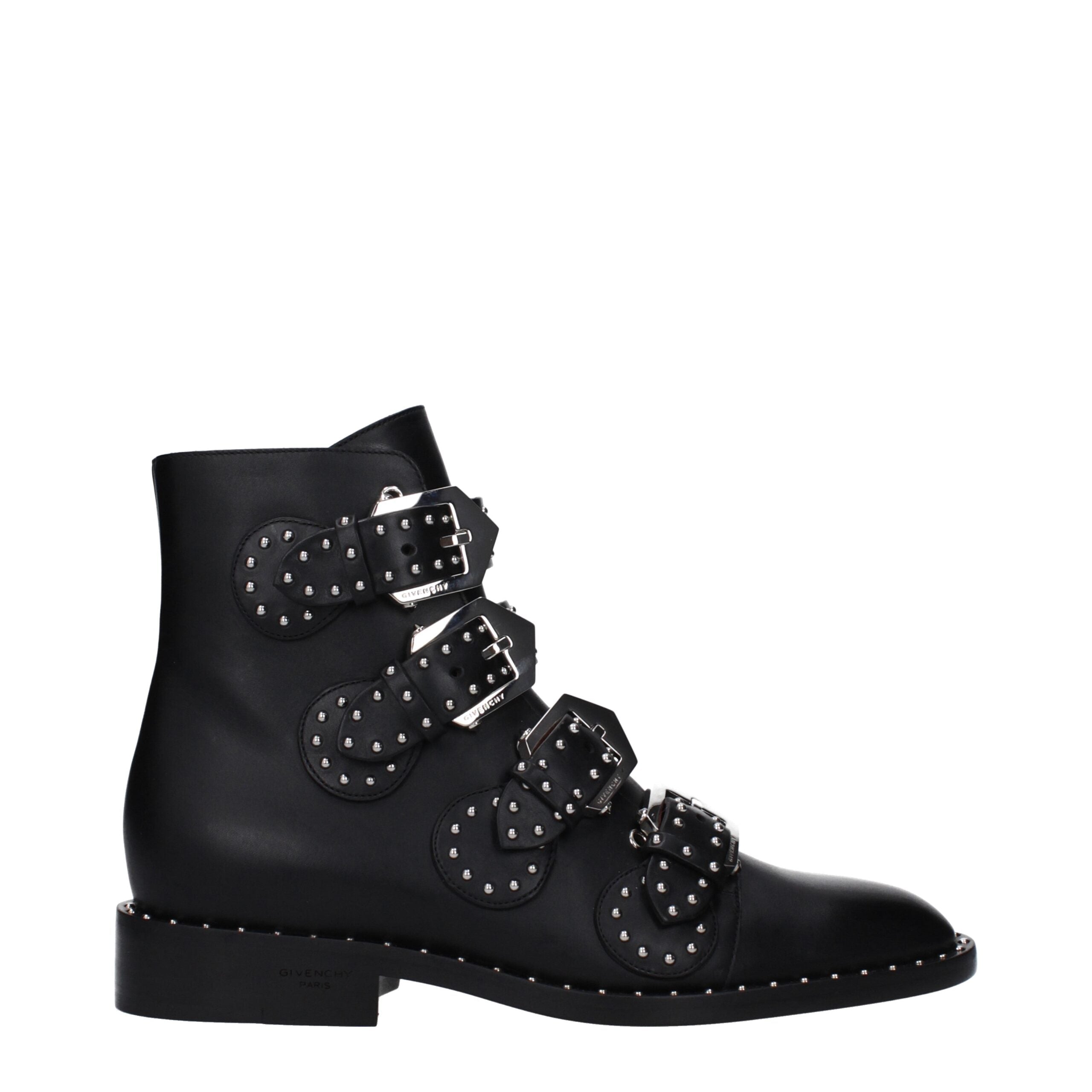 Bottines Givenchy avec clous noires