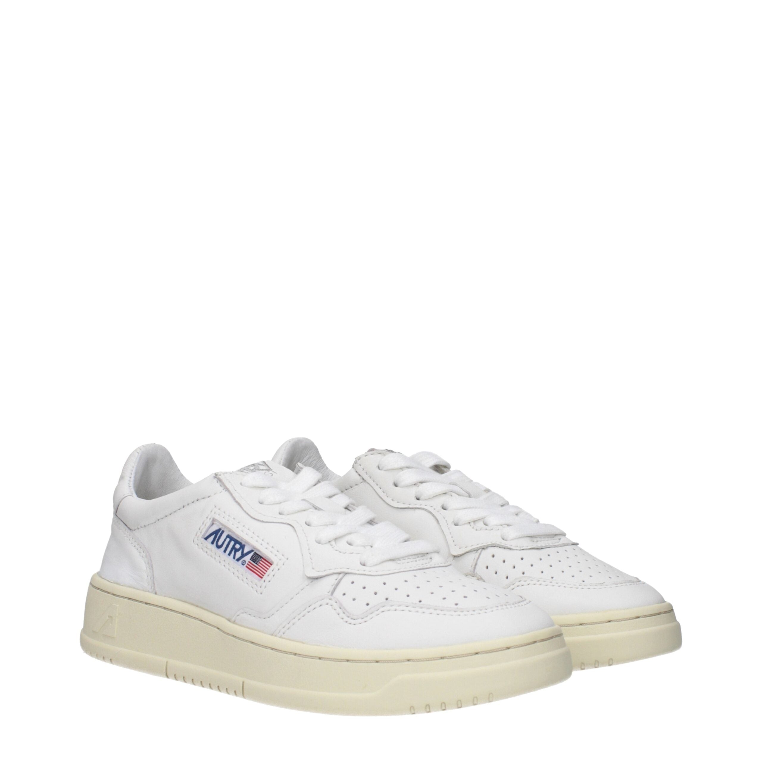 Baskets Autry blanches