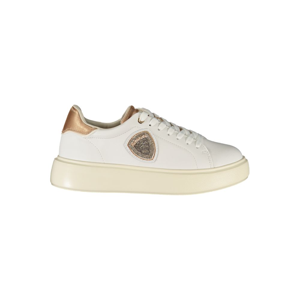 Baskets Blauer blanches