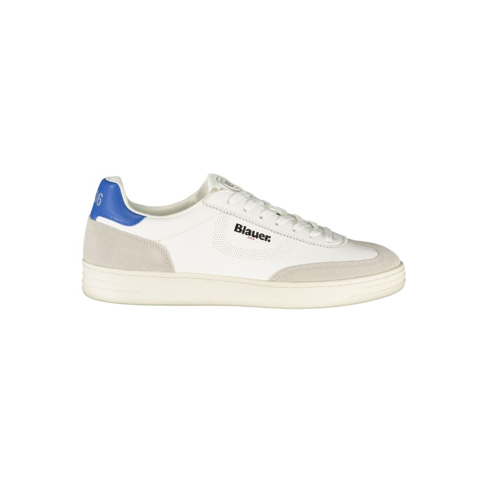 Baskets Blauer blanches