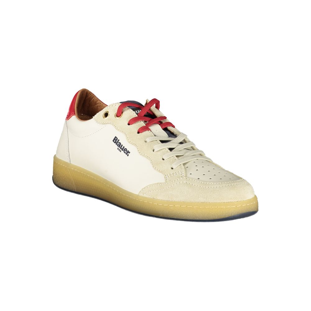 Baskets Blauer blanches