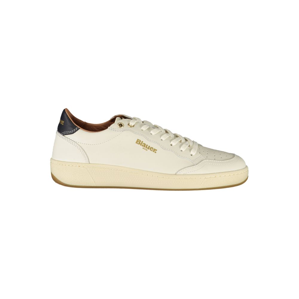 Baskets Blauer blanches