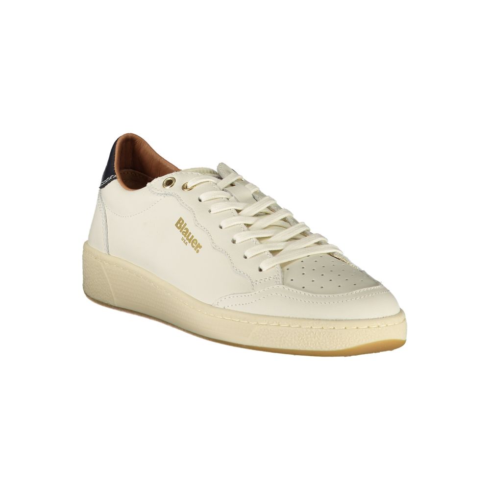 Baskets Blauer blanches