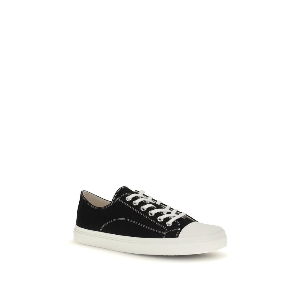 "Baskets Moschino blanches"