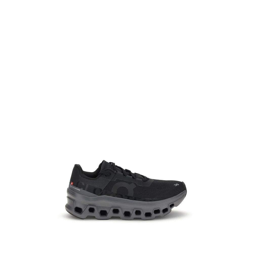 Baskets On Cloudmonster blanches