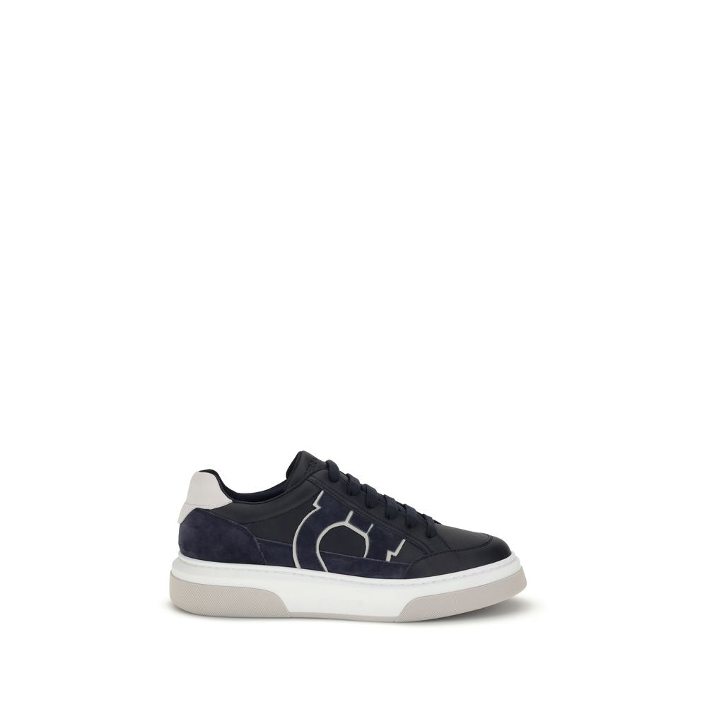 Baskets Ferragamo Gancini blanches