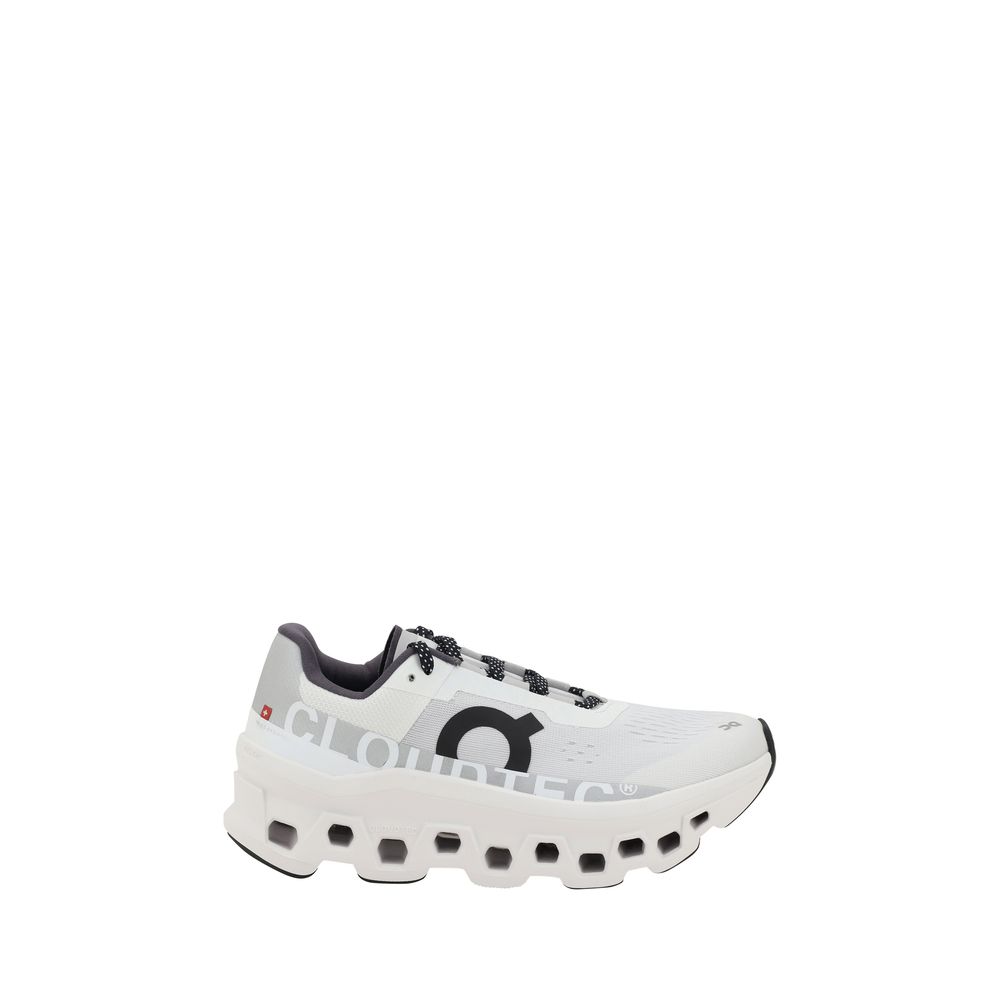 Baskets On Cloudmonster noires
