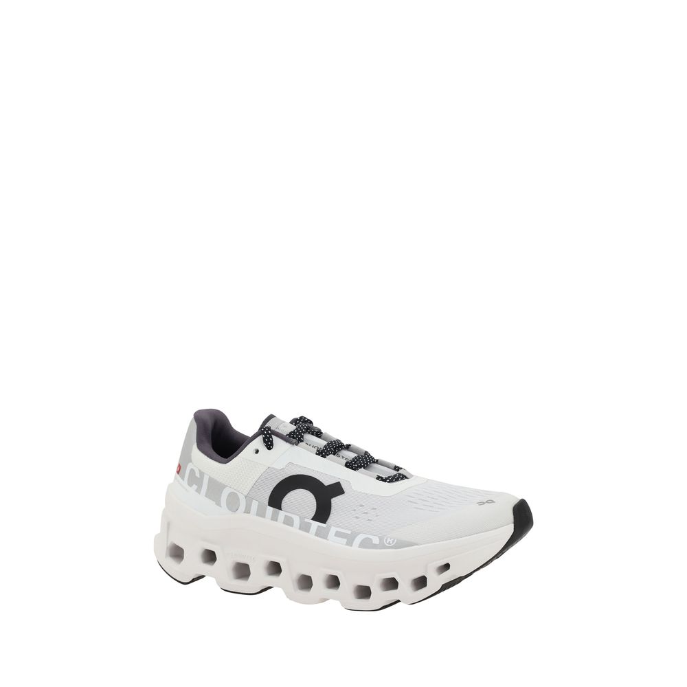 Baskets On Cloudmonster noires