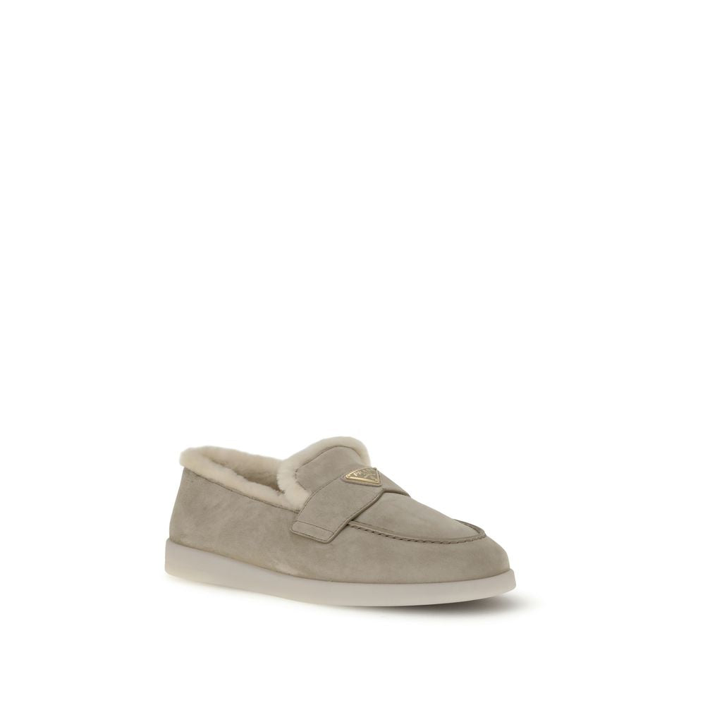 Loafers Prada en suède beiges