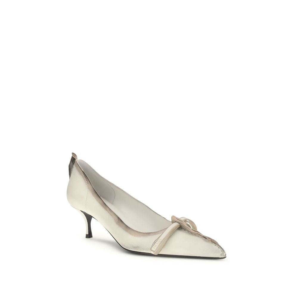Pumps Prada antique en cuir marron