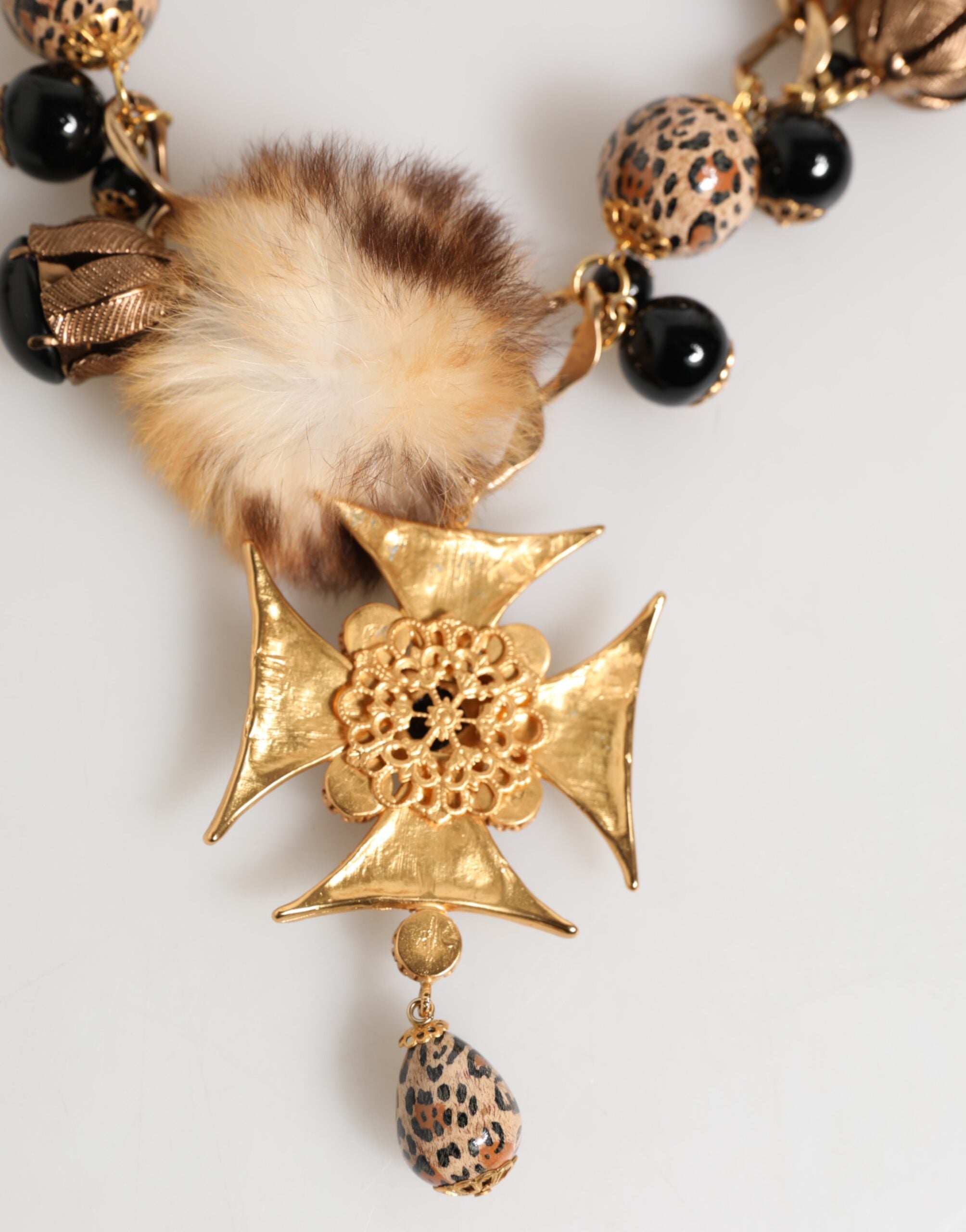Collier Dolce & Gabbana avec pendentif or